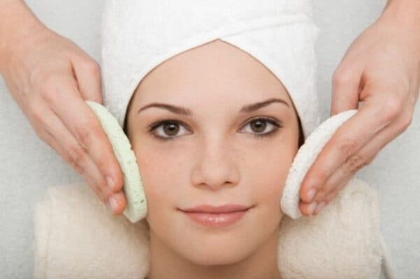 skin exfoliation for acne